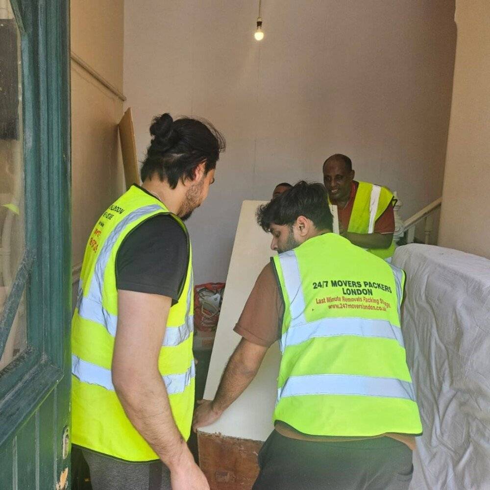 🚛 Experience the Stress-Free Move You Deserve – Only with Victoria Movers
