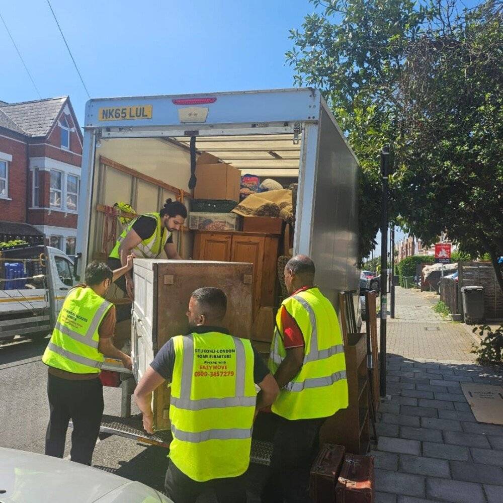 Top-Rated Man and Van Support You Can Trust in Mayfair