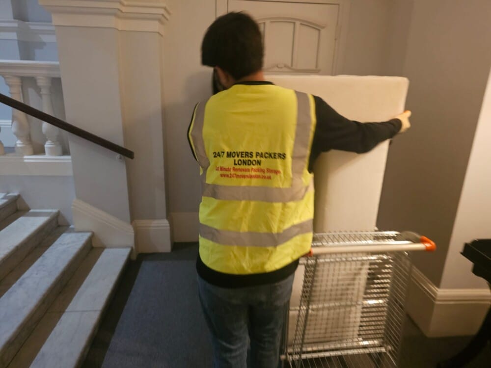 Small Moves International Shipping from London