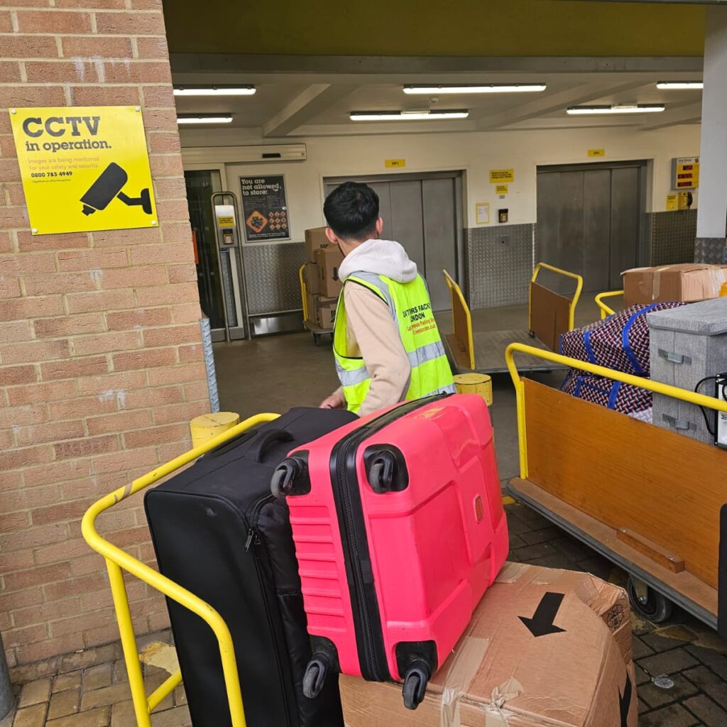 overseas packing services London