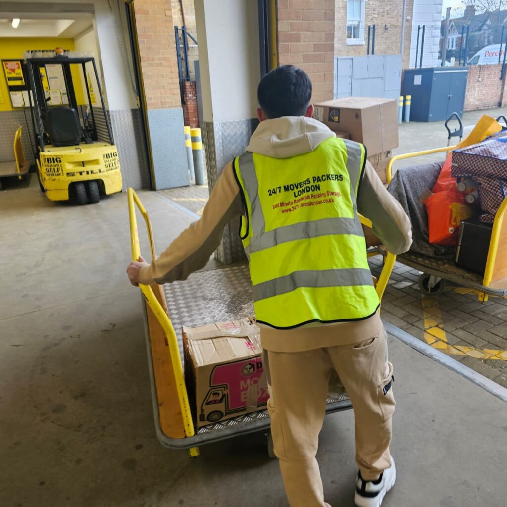 overseas packing services London