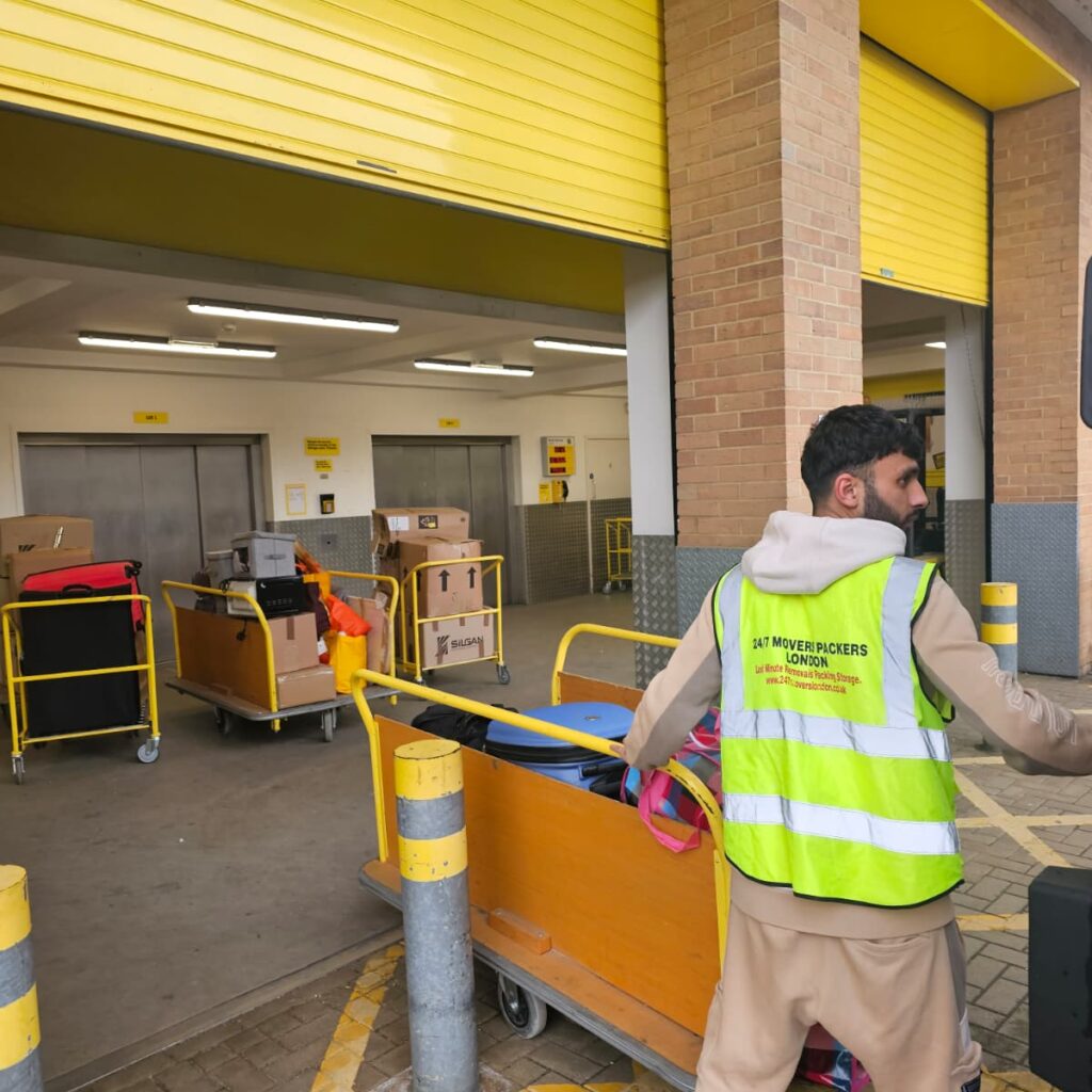 overseas packing services London