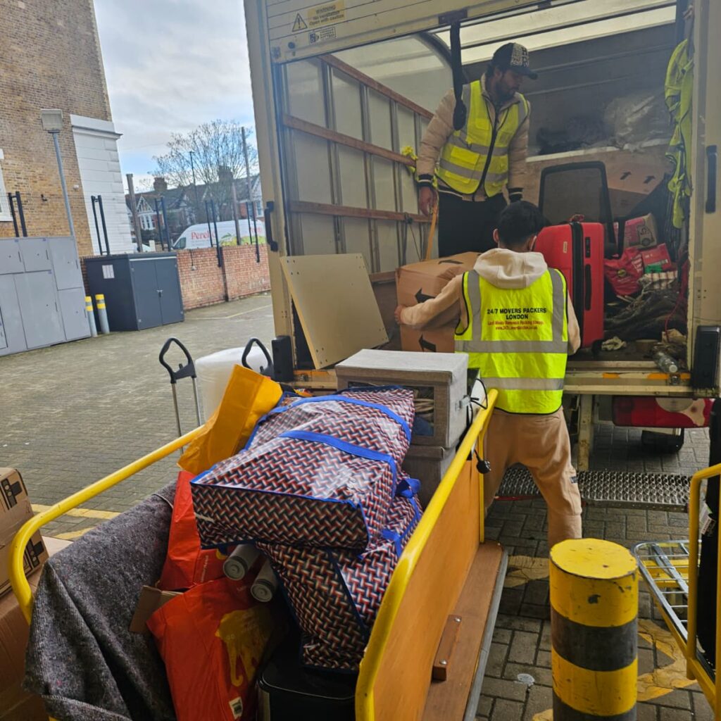 Door to Door International Moving London