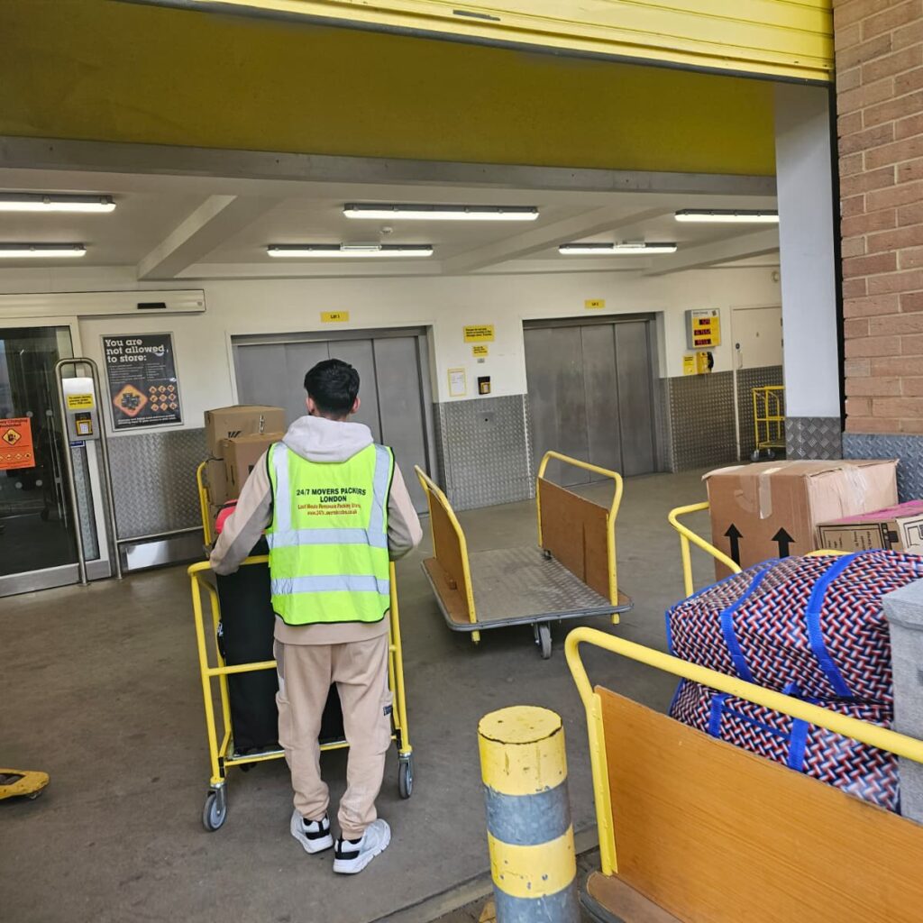 Door to Door International Moving London