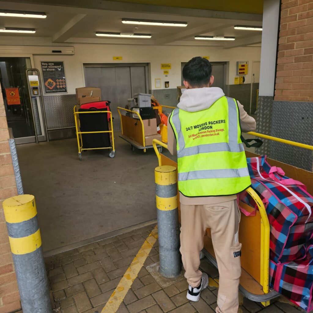 excess baggage removal London