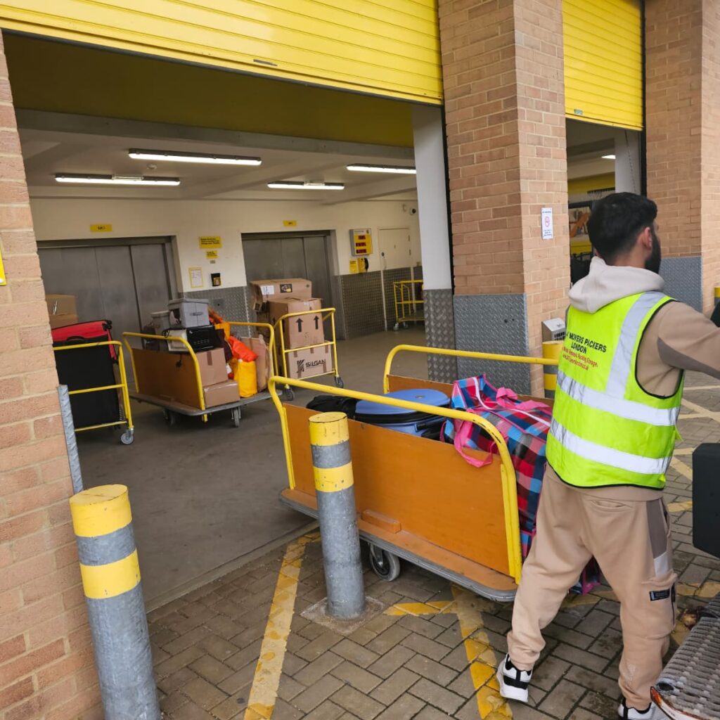 Door to Door International Moving London